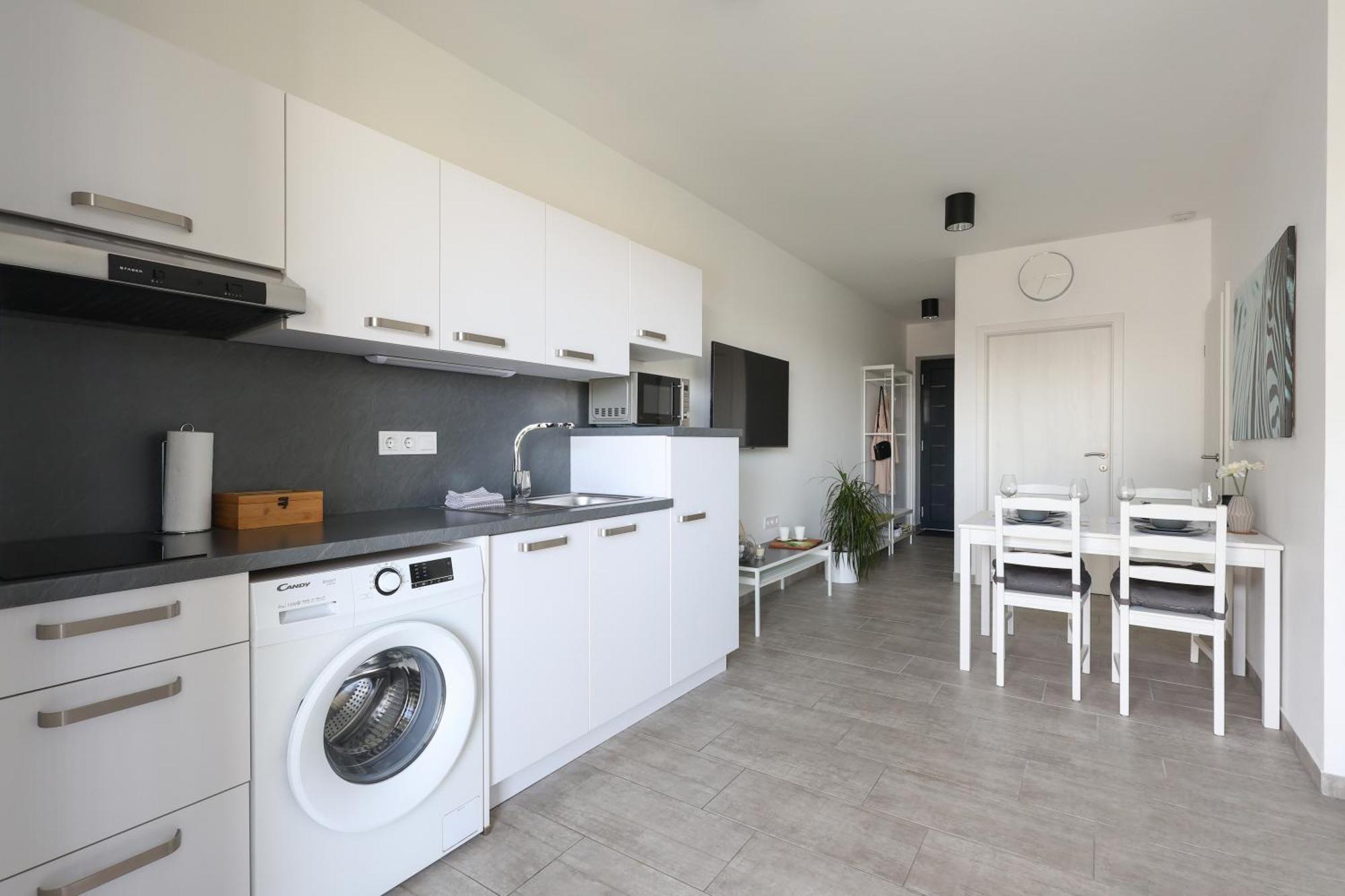 White Mountain Apartment Бановци Екстериор снимка